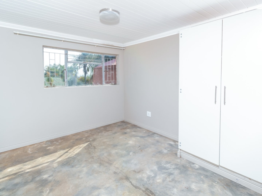 4 Bedroom Property for Sale in Ifafi North West